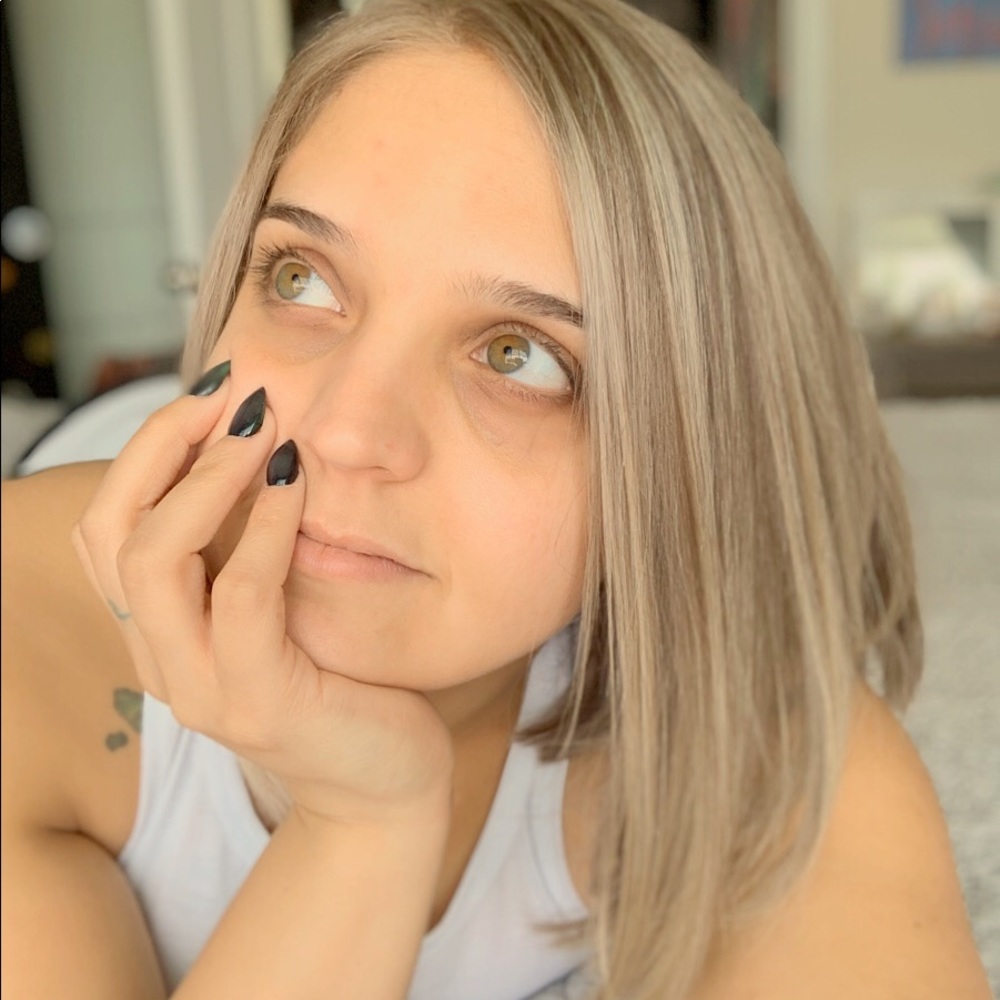 Meet your Posher, Kay